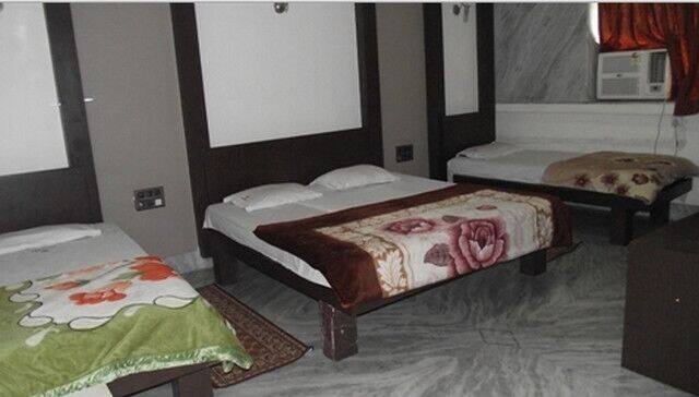 Rajhans Hotel, Itanagar 3